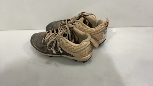 Vist Large View of Product Image Which is Used Under Armour LEAD OFF JR 4 BB/SB Cleats Black Junior 04
