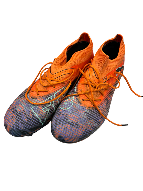 Vist Large View of Product Image Which is Used Puma Soccer Cleats Orange Senior 9.5