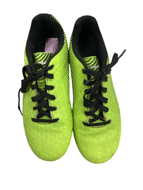 Vist Large View of Product Image Which is Used Vizari Soccer Cleats Yellow Junior 05.5