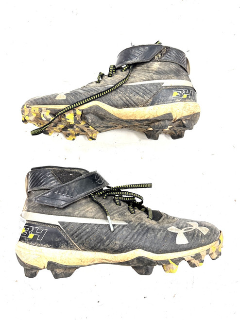 Vist Large View of Product Image Which is Used Under Armour .CLEAT BB/SB Cleats Black Senior 7.5