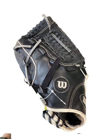 Vist Large View of Product Image Which is Used Wilson GLOVE BB/SB Glove RH Throw Black 11"
