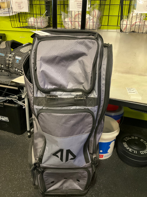 Vist Large View of Product Image Which is Used ALPHA PRIME BB/SB Player Wheeled Bag Grey