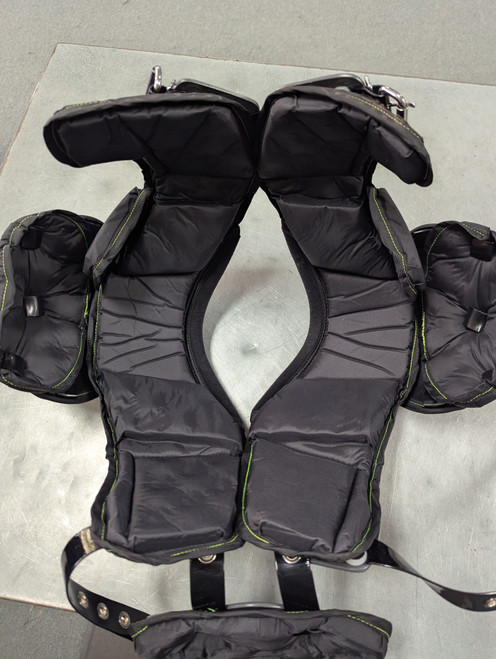 Vist Large View of Product Image Which is Used Riddell POWER FB Shoulder Pads Black SM
