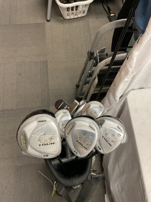 Vist Large View of Product Image Which is Used Golden Bear TOUR Mens Complete Set RH 14 Piece