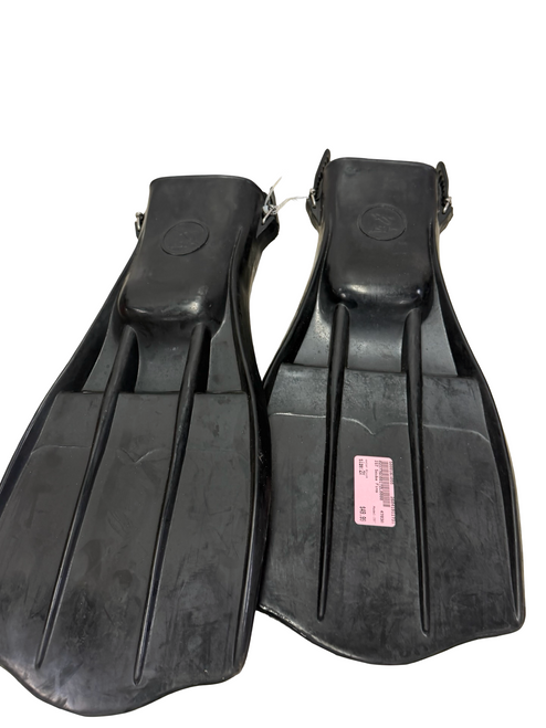 Vist Large View of Product Image Which is Used IST Scuba Dive Fins Black 2XL