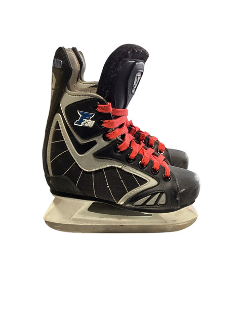 Vist Large View of Product Image Which is Used FURLAND Youth Hockey Skate Youth 12.0