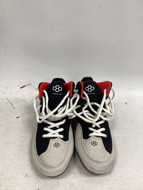 Vist Large View of Product Image Which is Used Rudis Wrestling Shoes White Junior 01