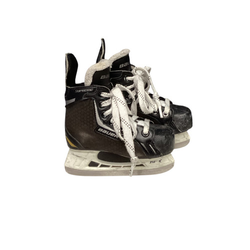 Vist Large View of Product Image Which is Used Bauer SUPREME ONE.4 Youth Hockey Skate Youth 11.0