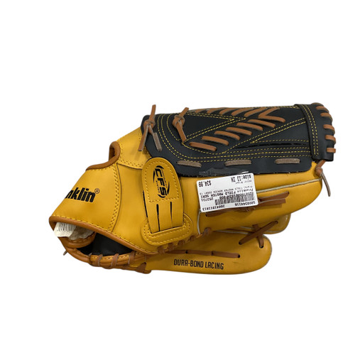 Vist Large View of Product Image Which is Used Franklin FIELD MASTER SERIES 22601 13 INCH BB/SB Glove RH Throw Brown 13"