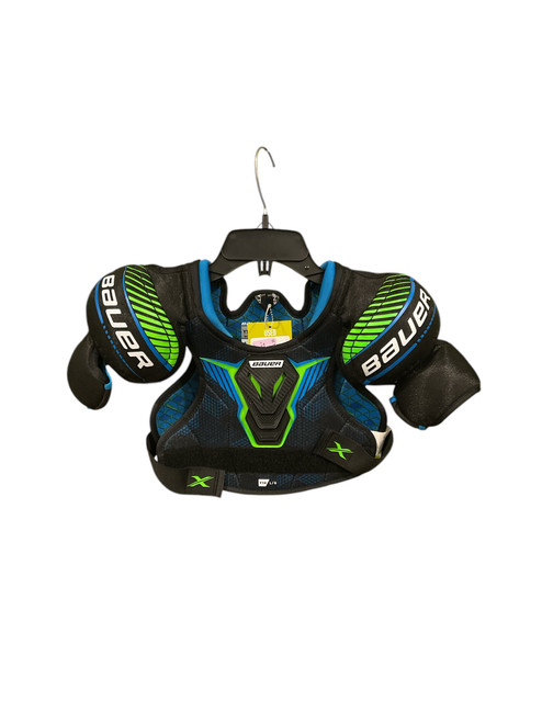Vist Large View of Product Image Which is Used Bauer Youth Shoulder Pads LG
