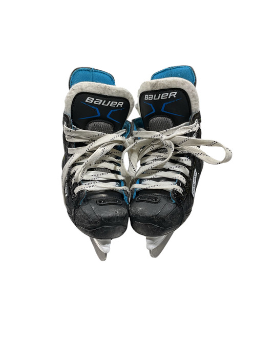 Vist Large View of Product Image Which is Used Bauer Junior Hockey Skate Junior 02