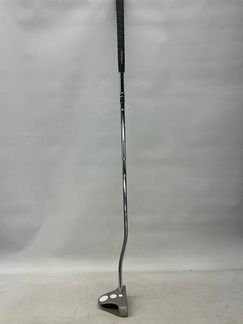 Vist Large View of Product Image Which is Used Pinemeadow TRI LINE PUTTER Mens Putter RH