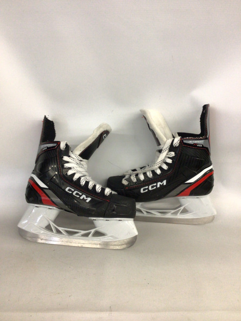 Vist Large View of Product Image Which is Used CCM JETSPEED FT655 Senior Hockey Skate Senior 4