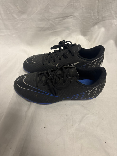 Vist Large View of Product Image Which is Used Nike MERCURIAL Soccer Cleats Black Junior 05