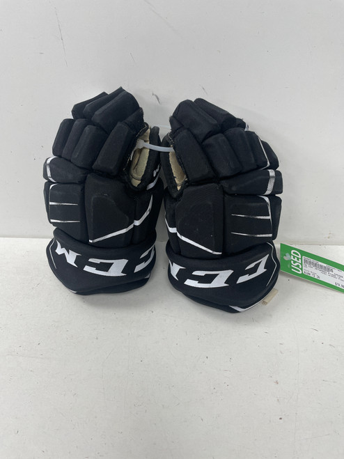 Vist Large View of Product Image Which is Used CCM JETSPEED FT350 Junior Gloves Black 12"