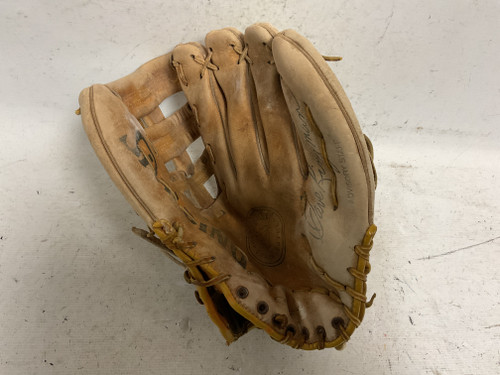 Vist Large View of Product Image Which is Used Spalding 42-3925 Baseball Glove RH Throw Tan 12 1/2"