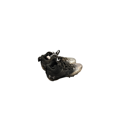 Vist Large View of Product Image Which is Used Under Armour Jr FB Cleats Black Junior 01