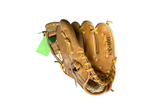 Vist Large View of Product Image Which is Used Easton FLEX ACTION BB/SB Glove RH Throw Tan 10"