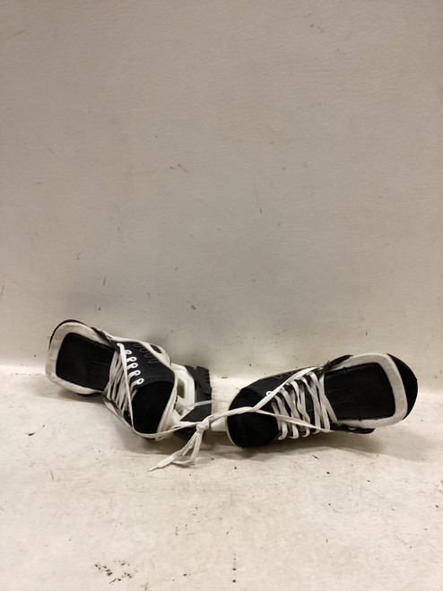 Vist Large View of Product Image Which is Used N Junior Hockey Skate Junior 01