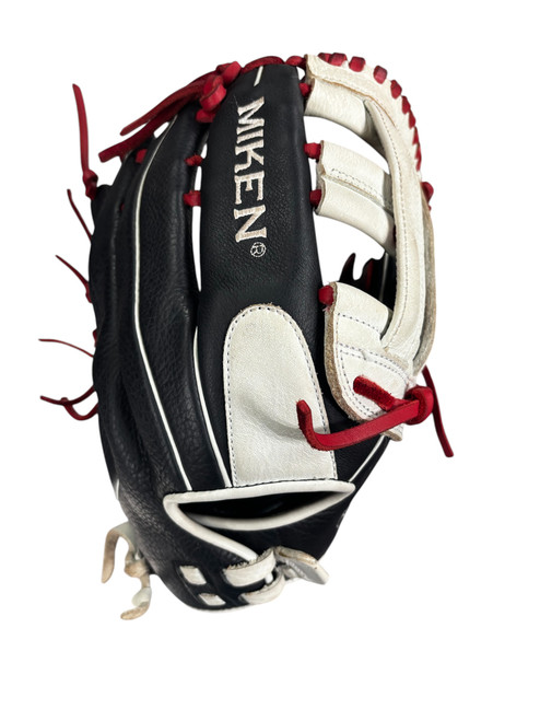 Vist Large View of Product Image Which is Used Miken PLAYER SERIES BB/SB Glove RH Throw Black 13"