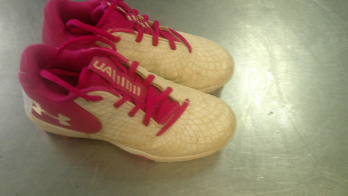 Vist Large View of Product Image Which is Used Under Armour CLEAT BB/SB Cleats Pink Junior 01.5