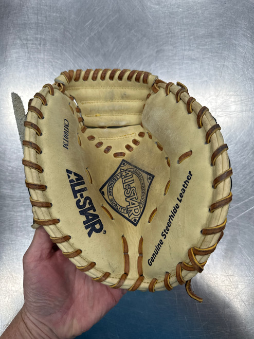 Vist Large View of Product Image Which is Used All-Star CM100TM THE POCKET Catchers Trainer 27”