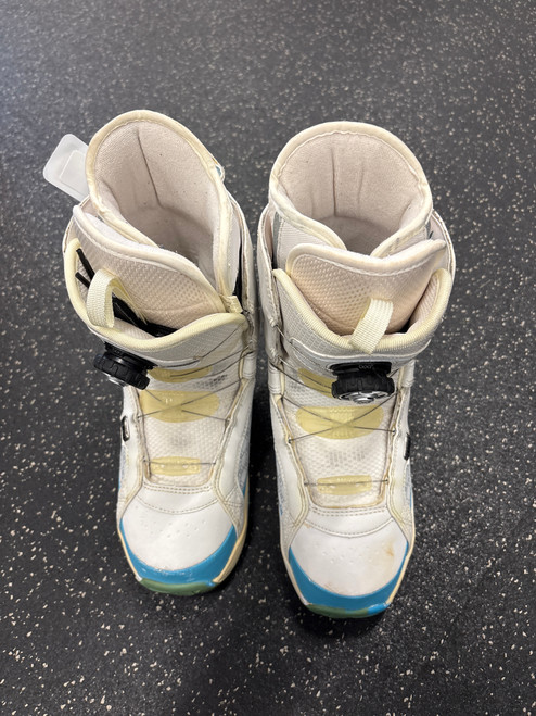 Vist Large View of Product Image Which is Used DC Shoes SCOUT Womens Snowboard Boots White Senior 7