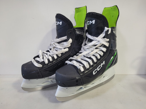 Vist Large View of Product Image Which is Used CCM RIB XT3 Senior Hockey Skate Senior 6