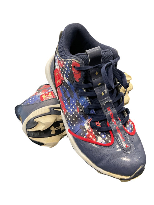 Vist Large View of Product Image Which is Used Under Armour FREEDOM BB/SB Cleats Grey Junior 04.5