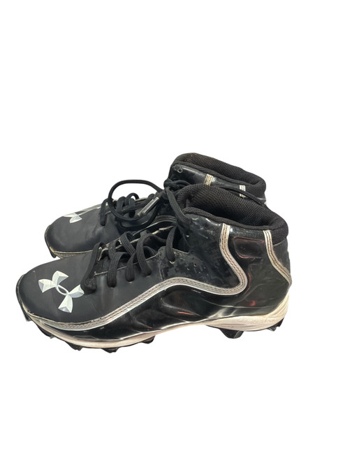 Vist Large View of Product Image Which is Used Under Armour Jr FB Cleats Black Junior 03