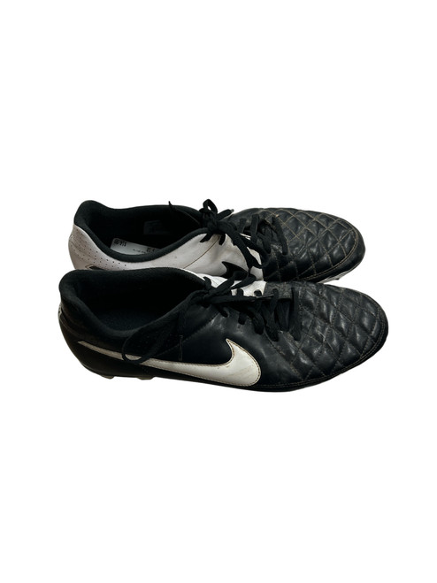 Vist Large View of Product Image Which is Used Nike Soccer Cleats Black And White Senior 10