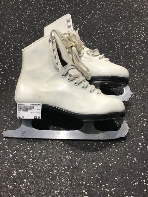 Vist Large View of Product Image Which is Lange Skates Junior Figure Skates