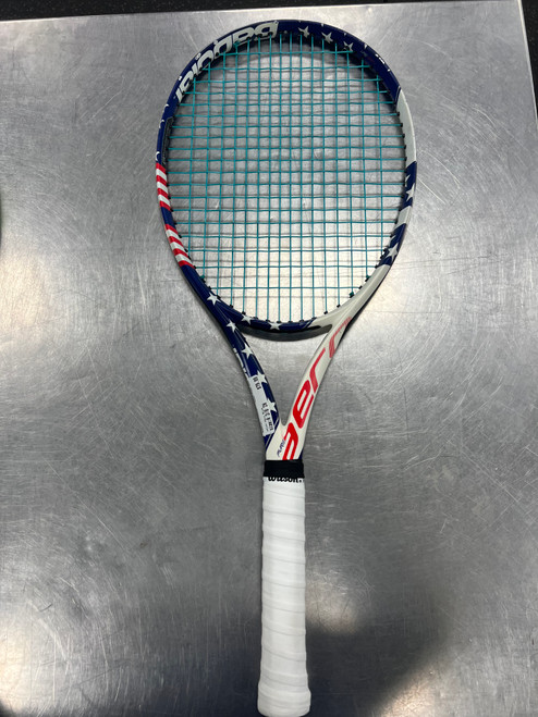 Vist Large View of Product Image Which is Used Babolat PURE AERO Adult Tennis Racquet Navy Blue 4 3/8"