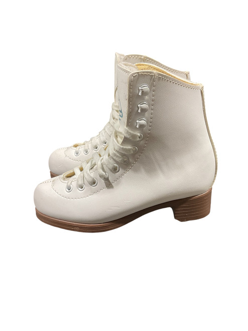 Vist Large View of Product Image Which is Used FIGURE SKATES Girls Softboot Skate White Youth 13.0