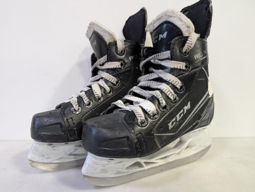 Vist Large View of Product Image Which is Used CCM RIB XT Youth Hockey Skate Youth 10.0