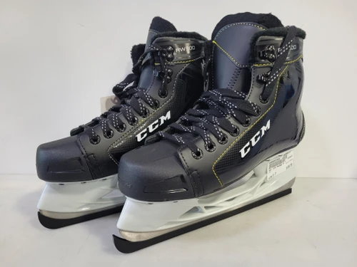 Vist Large View of Product Image Which is Used CCM RW300 Senior Hockey Skate Senior 7