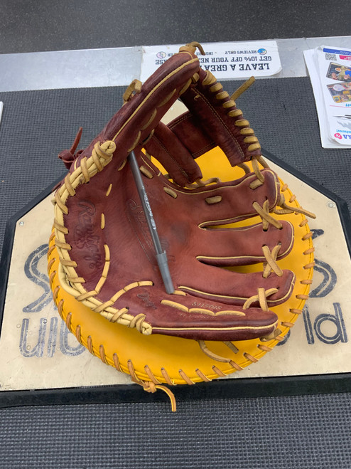 Vist Large View of Product Image Which is Used Rawlings S115OIS BB/SB Glove RH Throw Brown 11 1/2"
