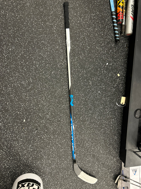 Vist Large View of Product Image Which is Used Bauer NEXUS Senior One Pce Right Grip 87 Flex