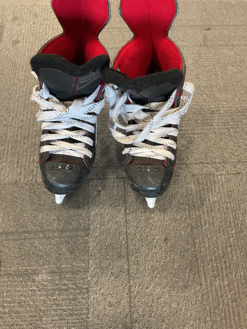 Vist Large View of Product Image Which is Used Bauer NS Junior Hockey Skate Junior 01