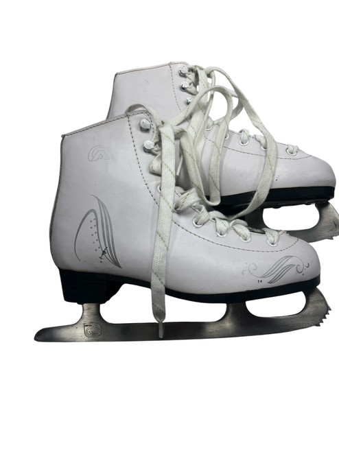 Vist Large View of Product Image Which is Used FIGURE SKATES Junior Hockey Skate Junior 02