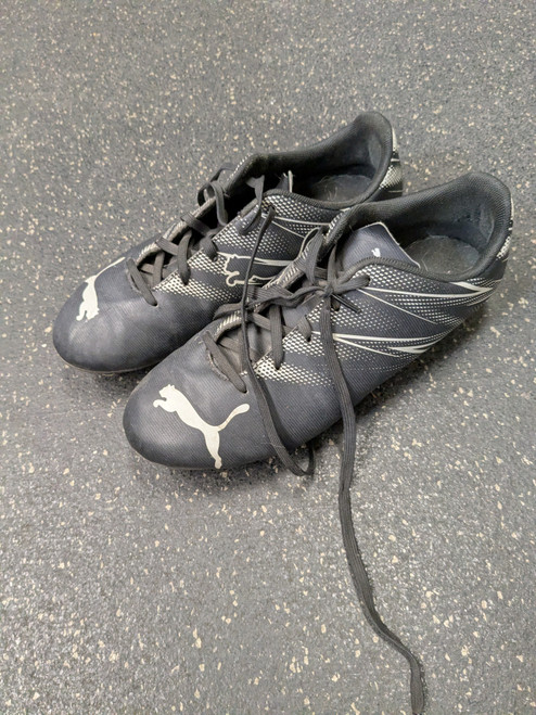 Vist Large View of Product Image Which is Used Puma ATTACANTO Soccer Cleats Black Junior 05