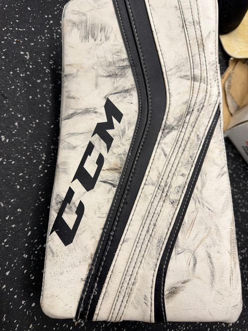 Vist Large View of Product Image Which is Used CCM PREMIER R1.9 Inter Goalie Blocker White