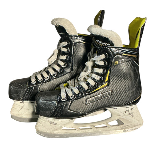 Vist Large View of Product Image Which is Used Bauer BAUER SUPREME Youth Hockey Skate Youth 06.0
