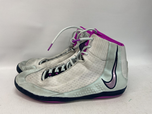 Vist Large View of Product Image Which is Used Nike Wrestling Shoes White Senior 11.5