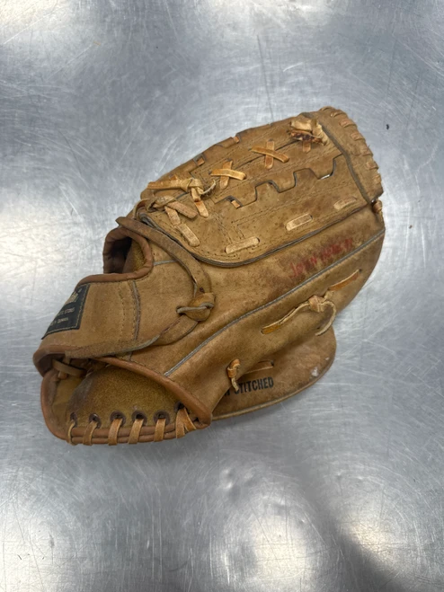 Vist Large View of Product Image Which is Used REVELATION G-36-1220-7 BB/SB Glove RH Throw Brown 11 1/2"