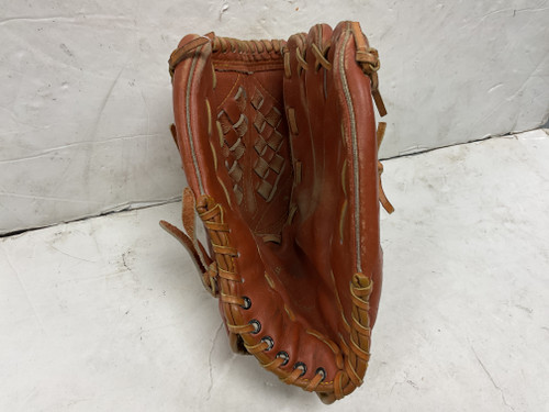 Vist Large View of Product Image Which is Used Wilson OG5 A9841 Baseball Glove RH Throw Copper 13"