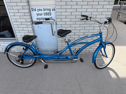 Vist Large View of Product Image Which is Used Trek CRUISELINER TANDEM Two-person Bike Royal Blue 26"