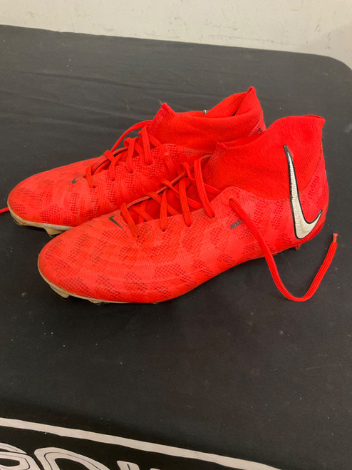 Vist Large View of Product Image Which is Used Nike PHANTOM LUNA CLEATS Soccer Cleats Orange Senior 6