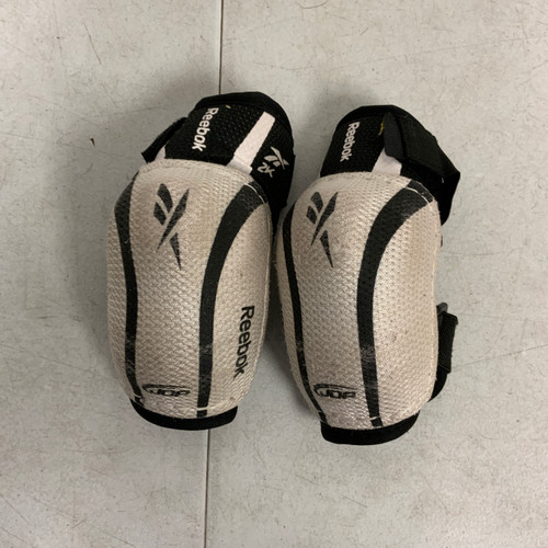 Vist Large View of Product Image Which is Used Reebok 2K Youth Elbow Pads MD