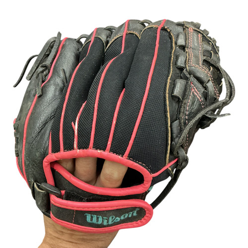 Vist Large View of Product Image Which is Used Wilson FLASH Glove RH Throw Black 11 1/2"